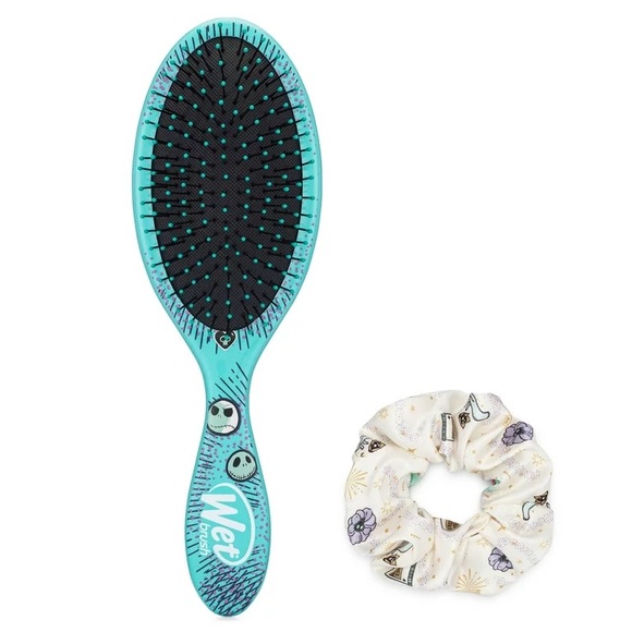 Disney nwt Wet Brush Nightmare Before Christmas Detangler & Scrunchie - Picture 3 of 5
